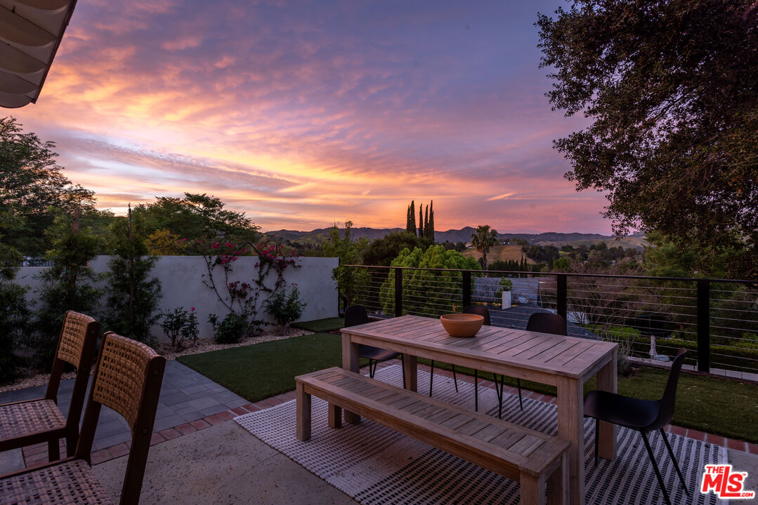 29353 Deep Shadow Dr