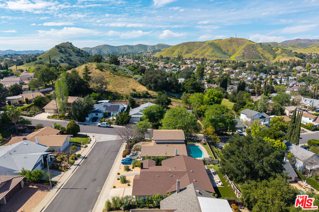 29353 Deep Shadow Dr