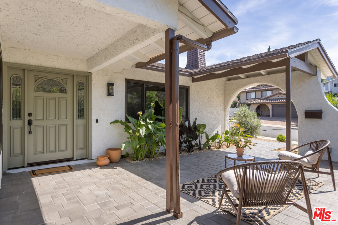 29353 Deep Shadow Dr