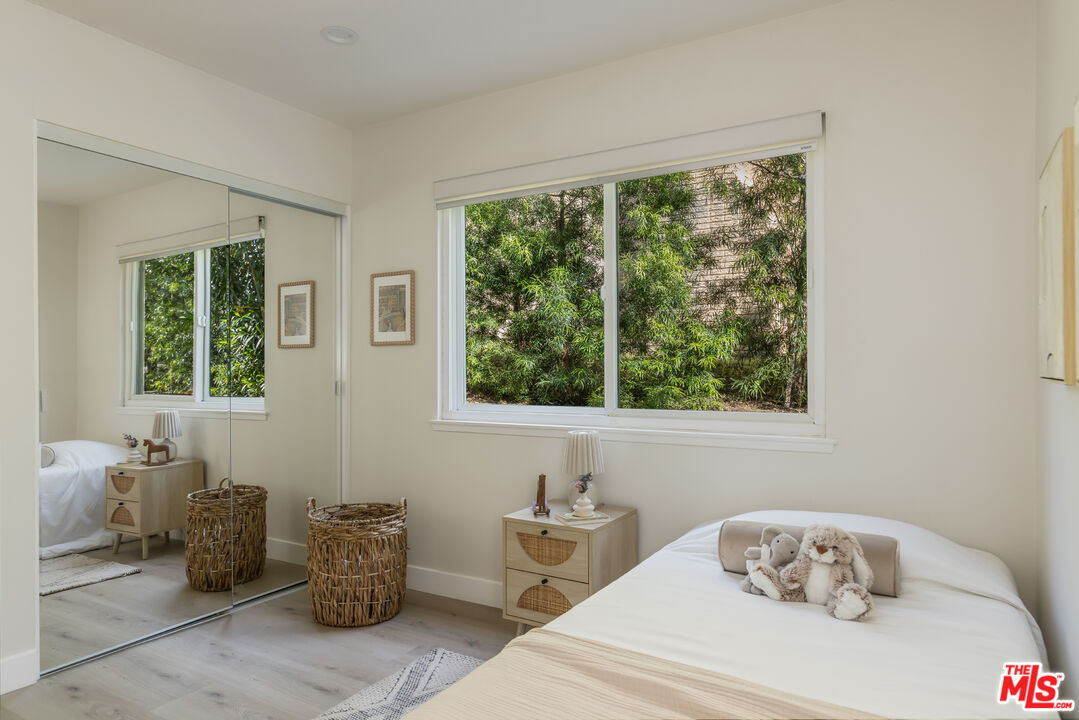 29353 Deep Shadow Dr