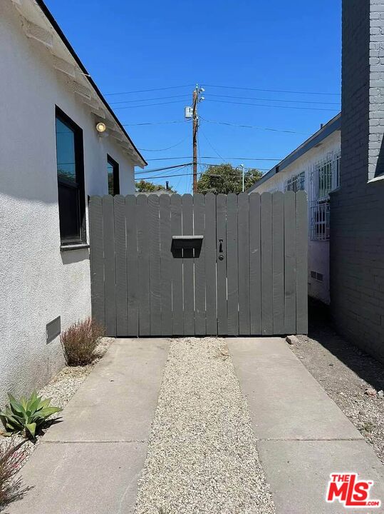 3618 Chesapeake Ave