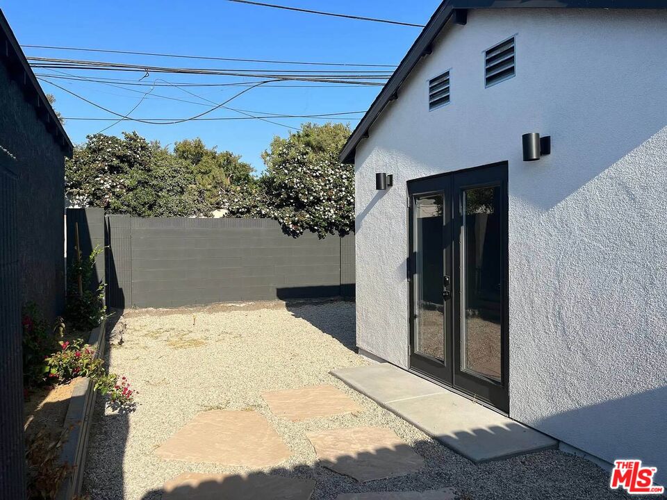 3618 Chesapeake Ave