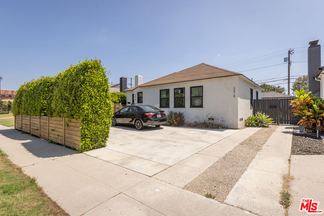 3618 Chesapeake Ave