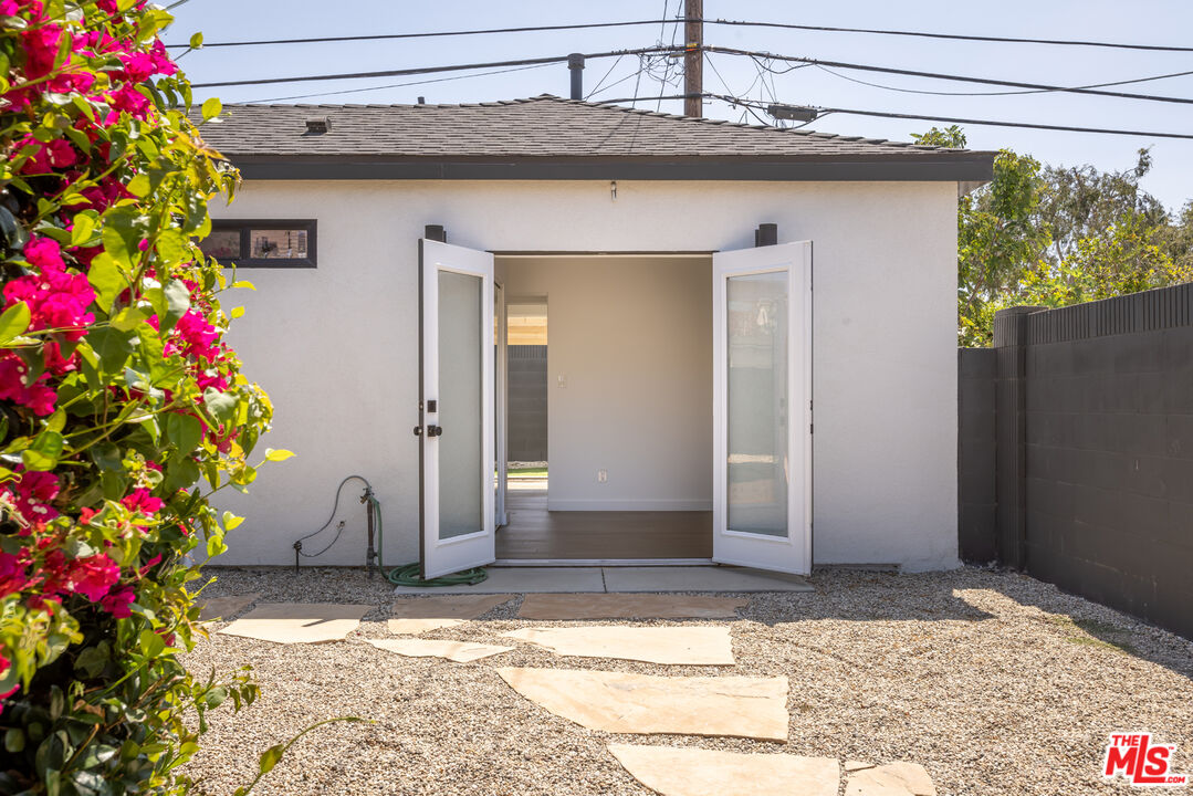 3618 Chesapeake Ave