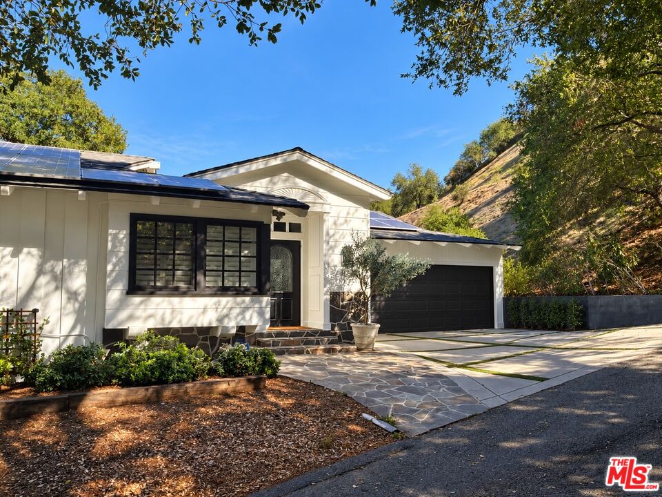 16822 Escalon Dr