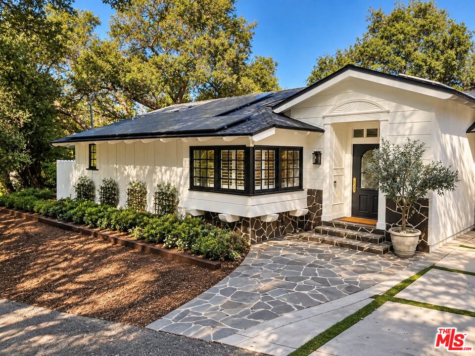 16822 Escalon Dr