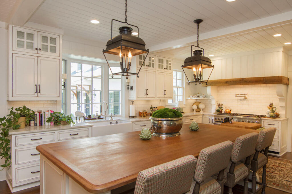 855 Two Notch Road SE