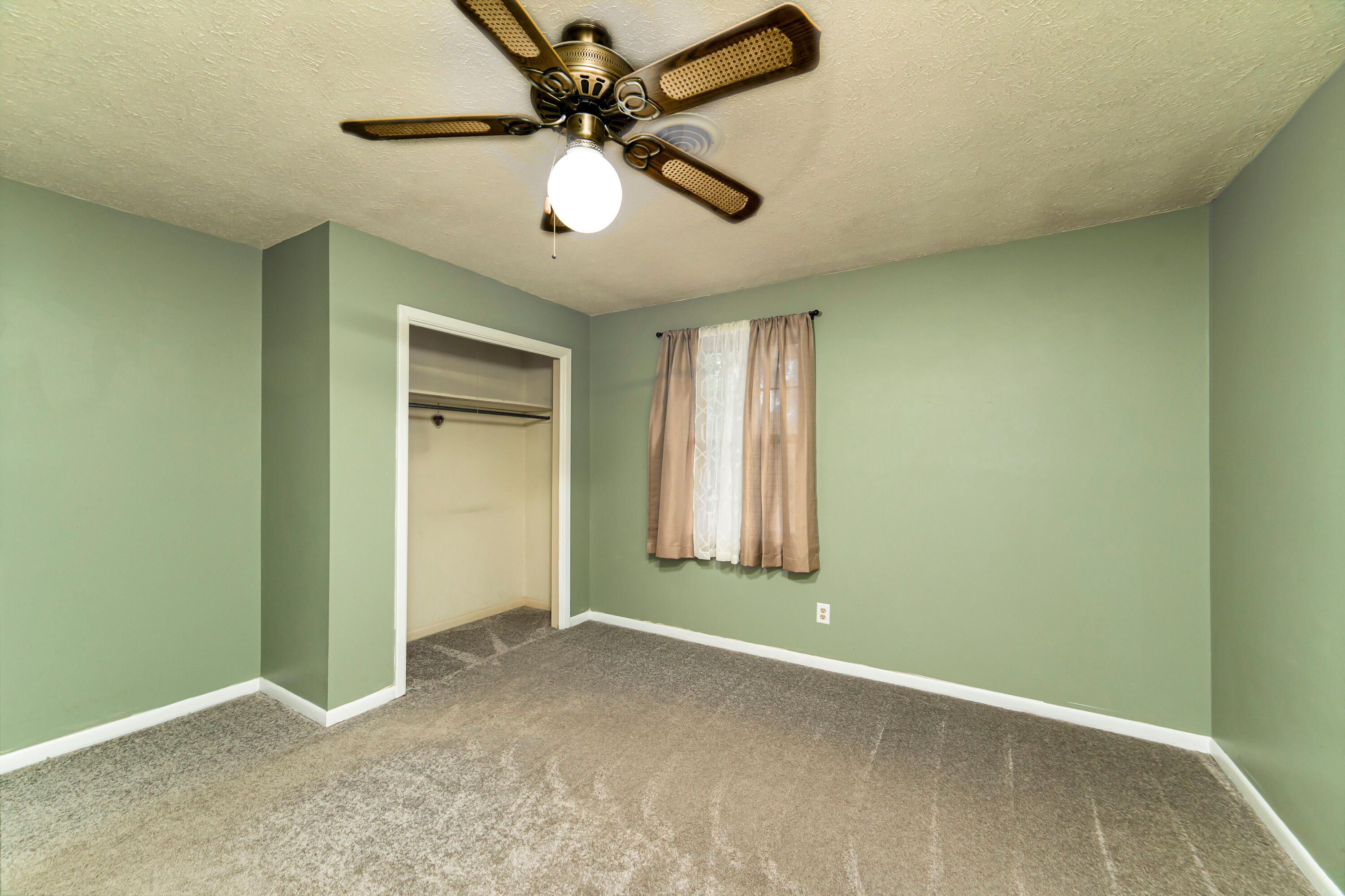 9 Rosemary Drive
