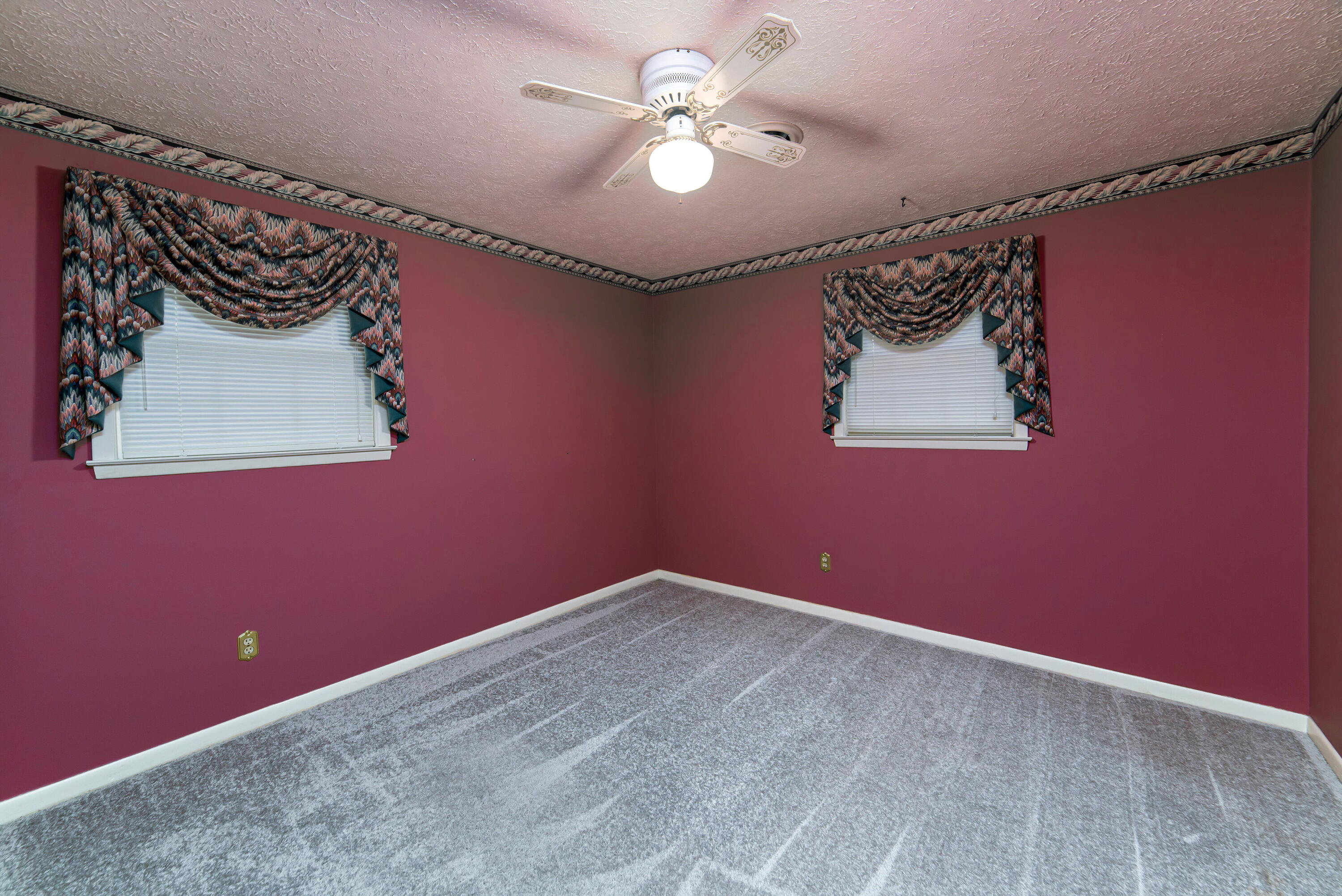 9 Rosemary Drive