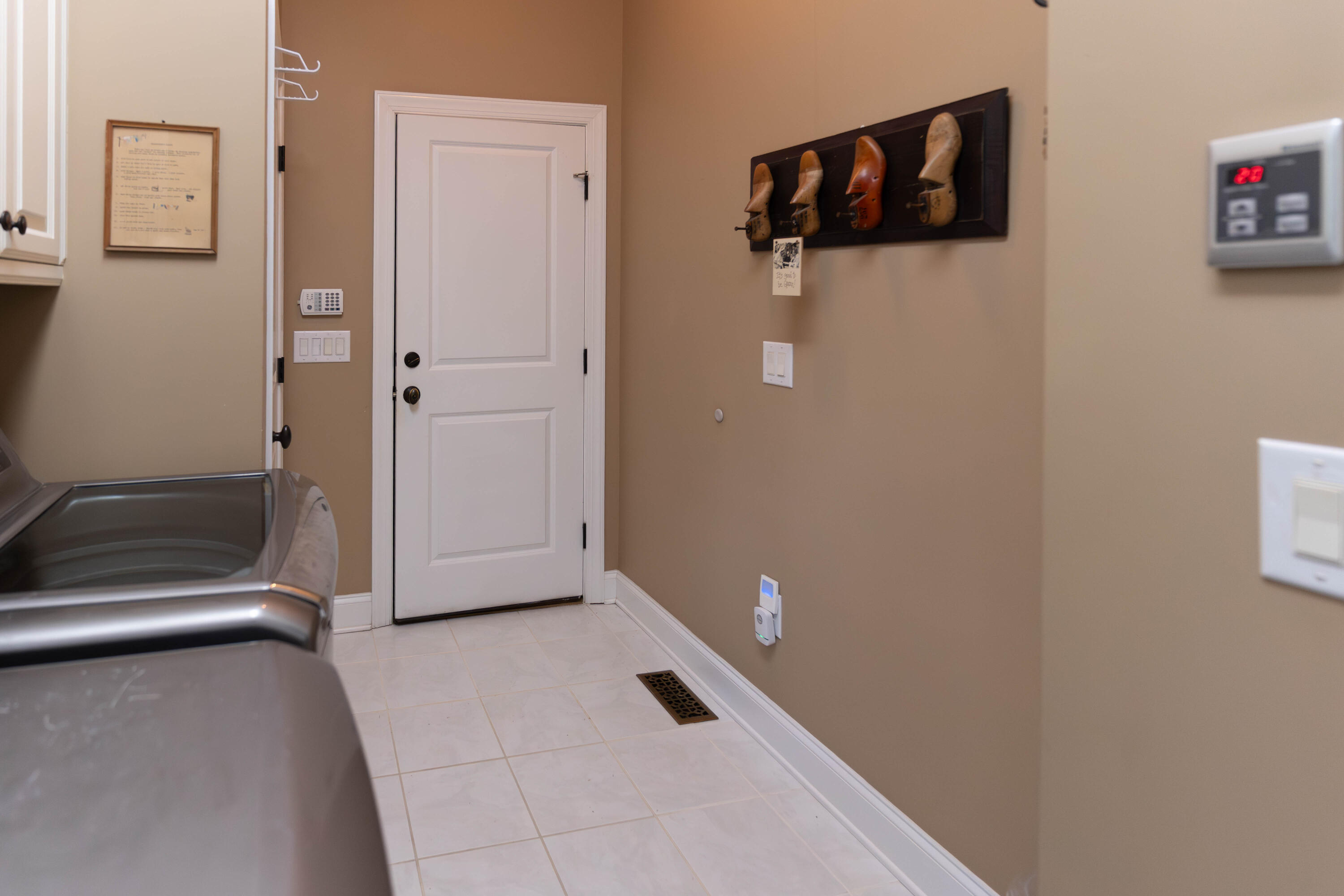 213 Birch Tree Circle