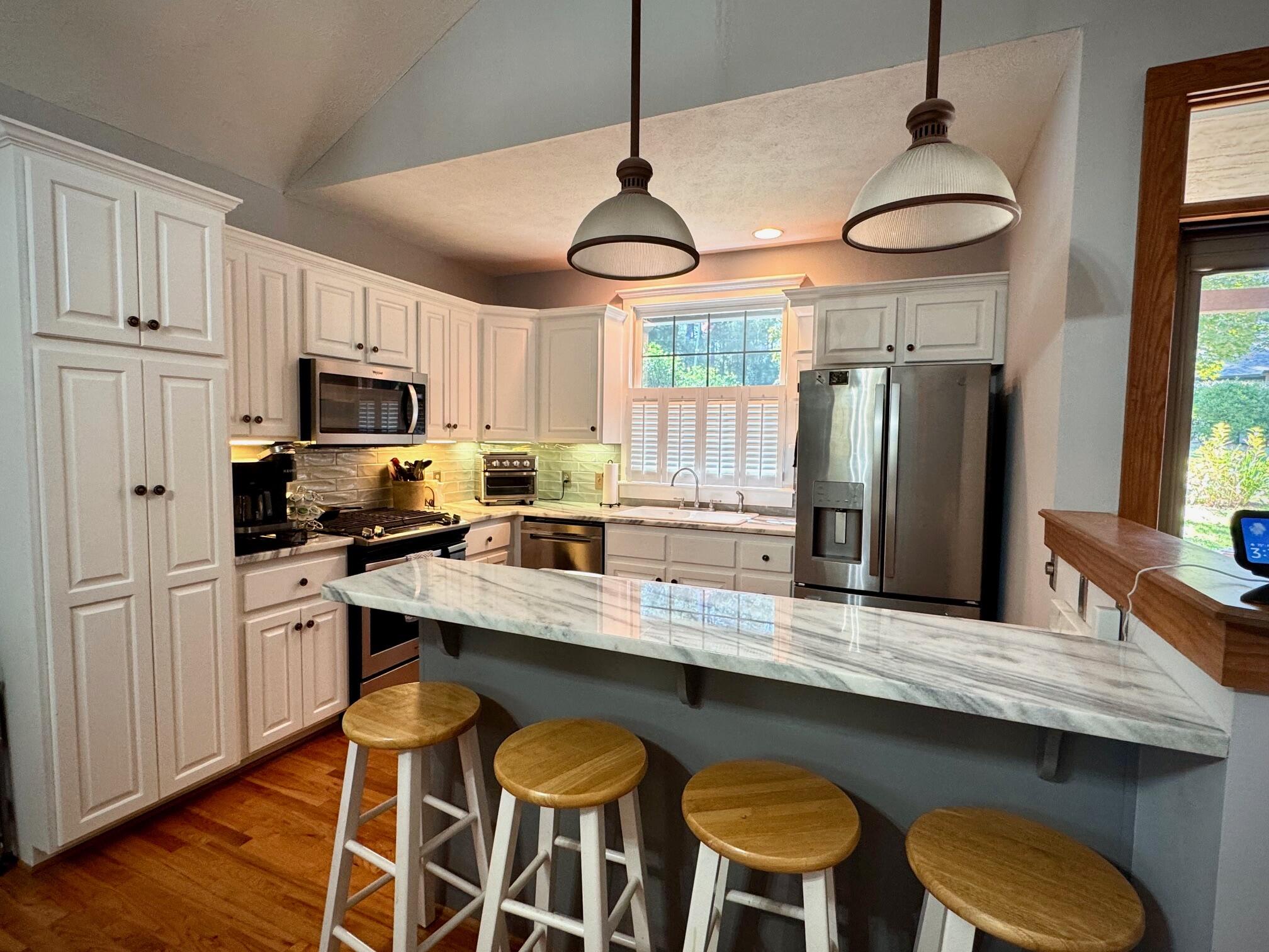 6 Bungalow Village Way