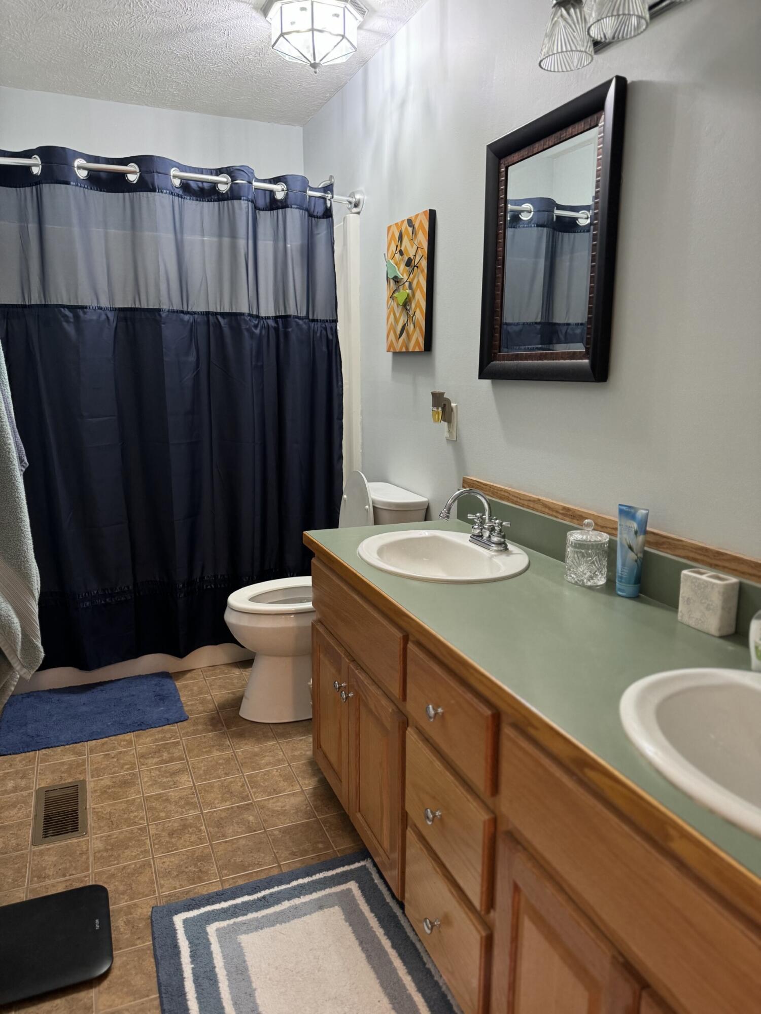 6 Bungalow Village Way
