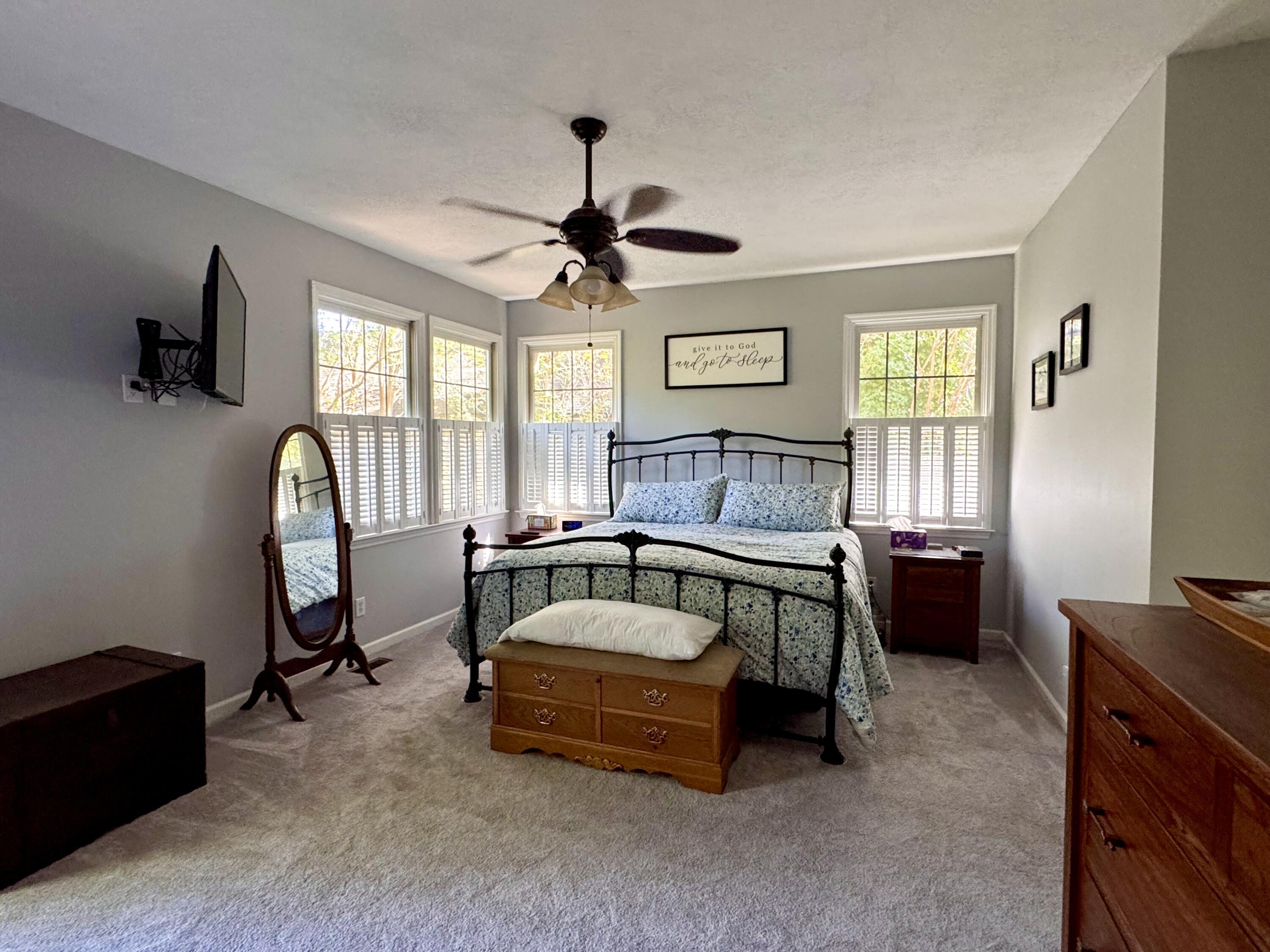 6 Bungalow Village Way