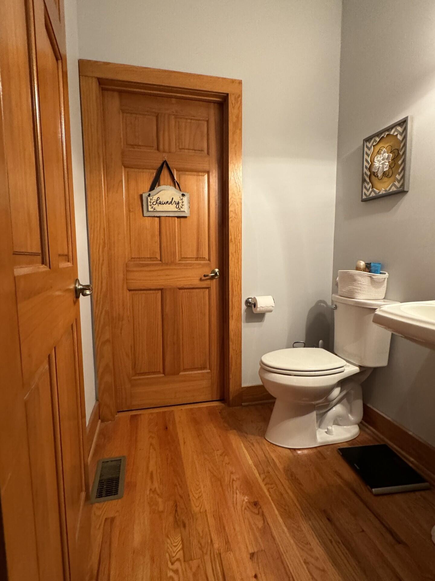 6 Bungalow Village Way