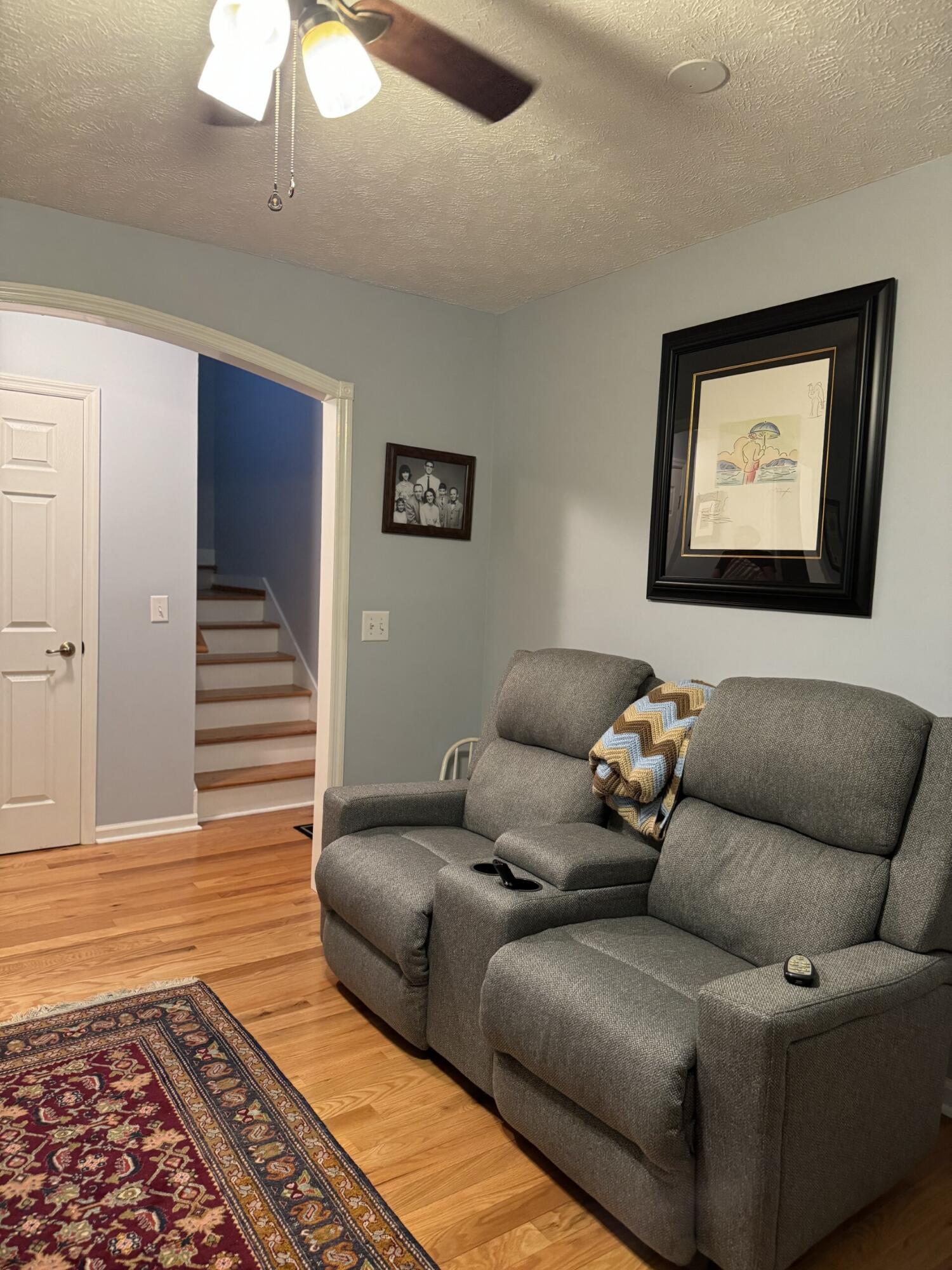 6 Bungalow Village Way
