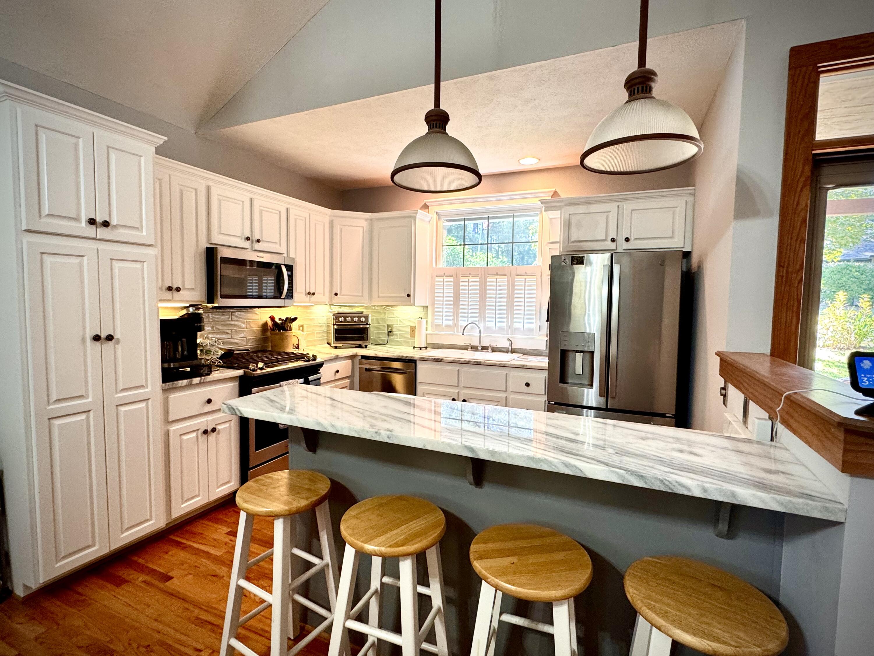 6 Bungalow Village Way
