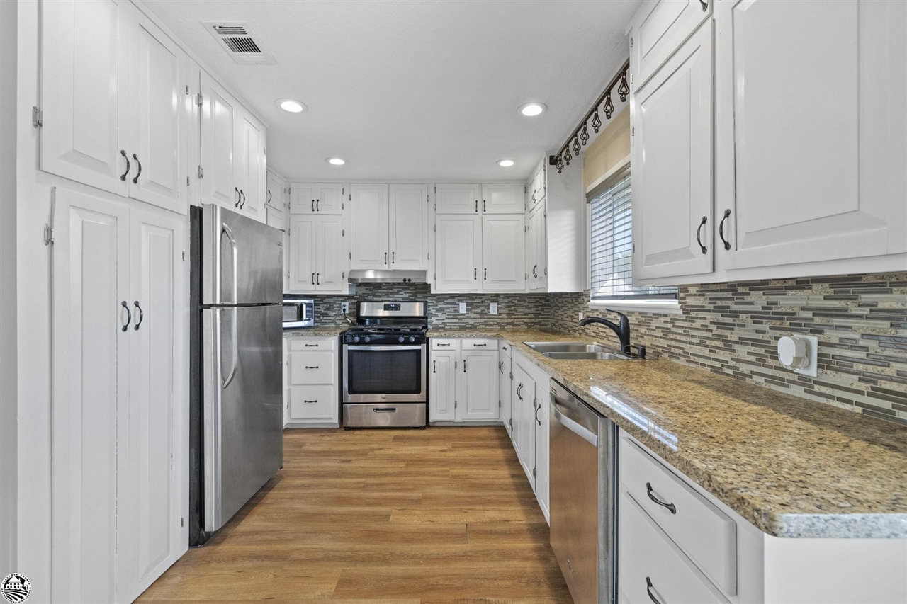 3949 Juniper Dr.