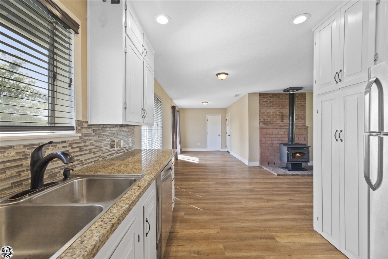 3949 Juniper Dr.