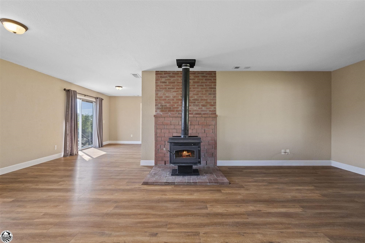3949 Juniper Dr.