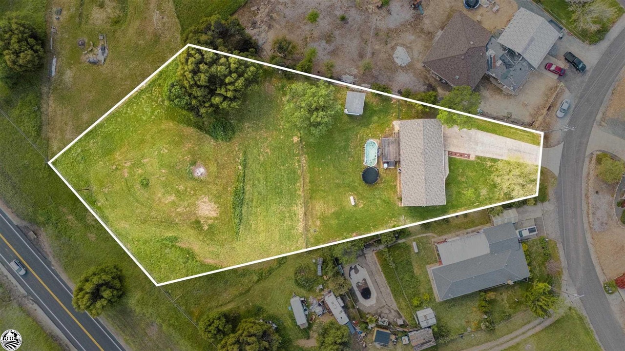 3949 Juniper Dr.
