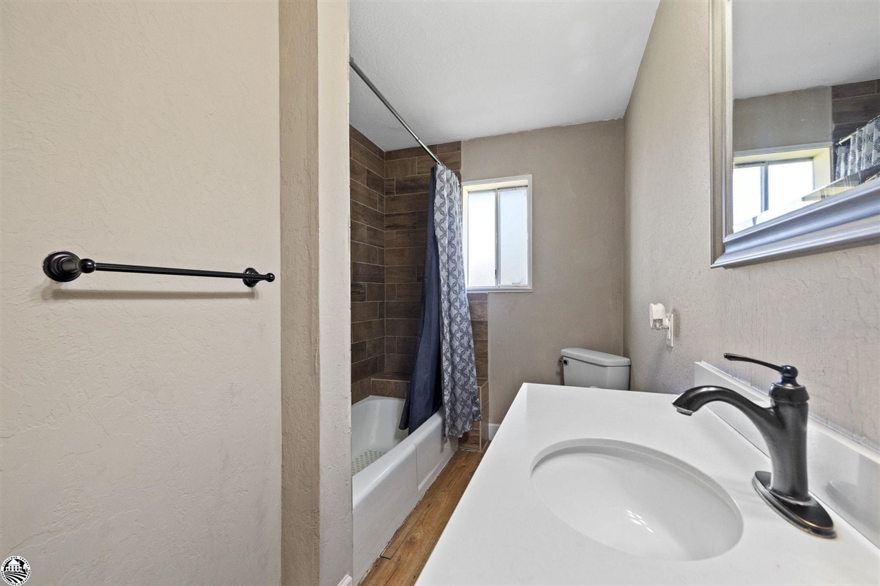 3949 Juniper Dr.