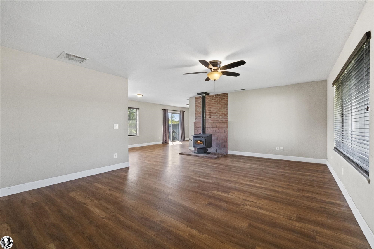 3949 Juniper Dr.