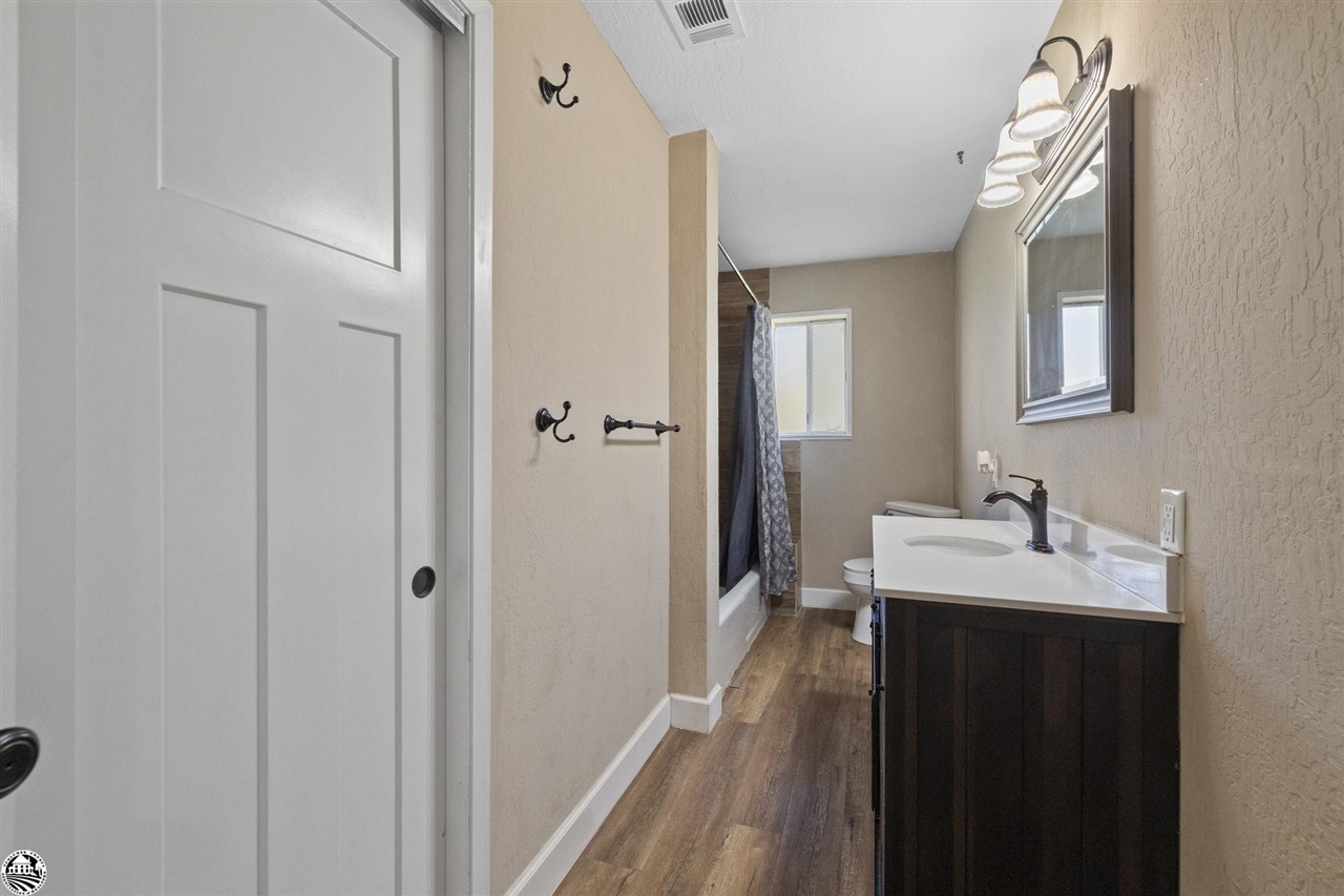 3949 Juniper Dr.