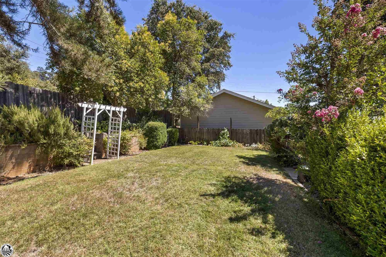 619 Shaws Flat Rd.
