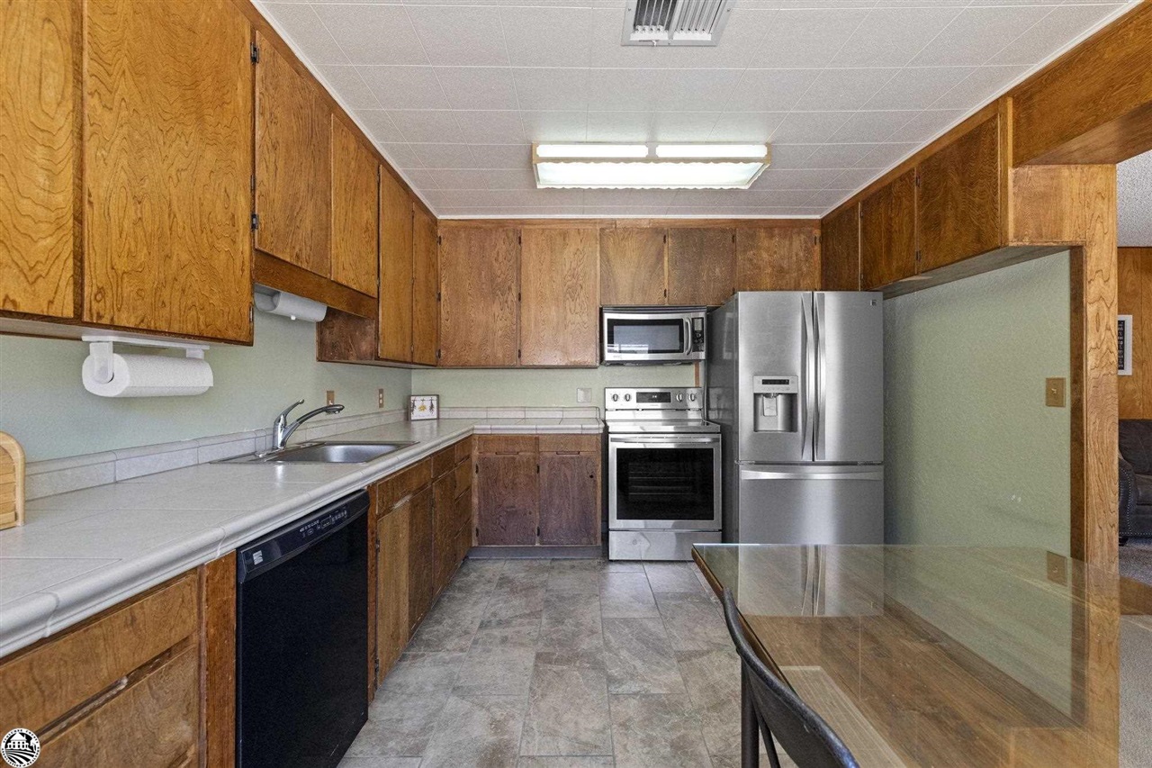 619 Shaws Flat Rd.