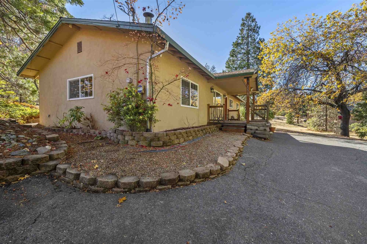 22361 Ridge