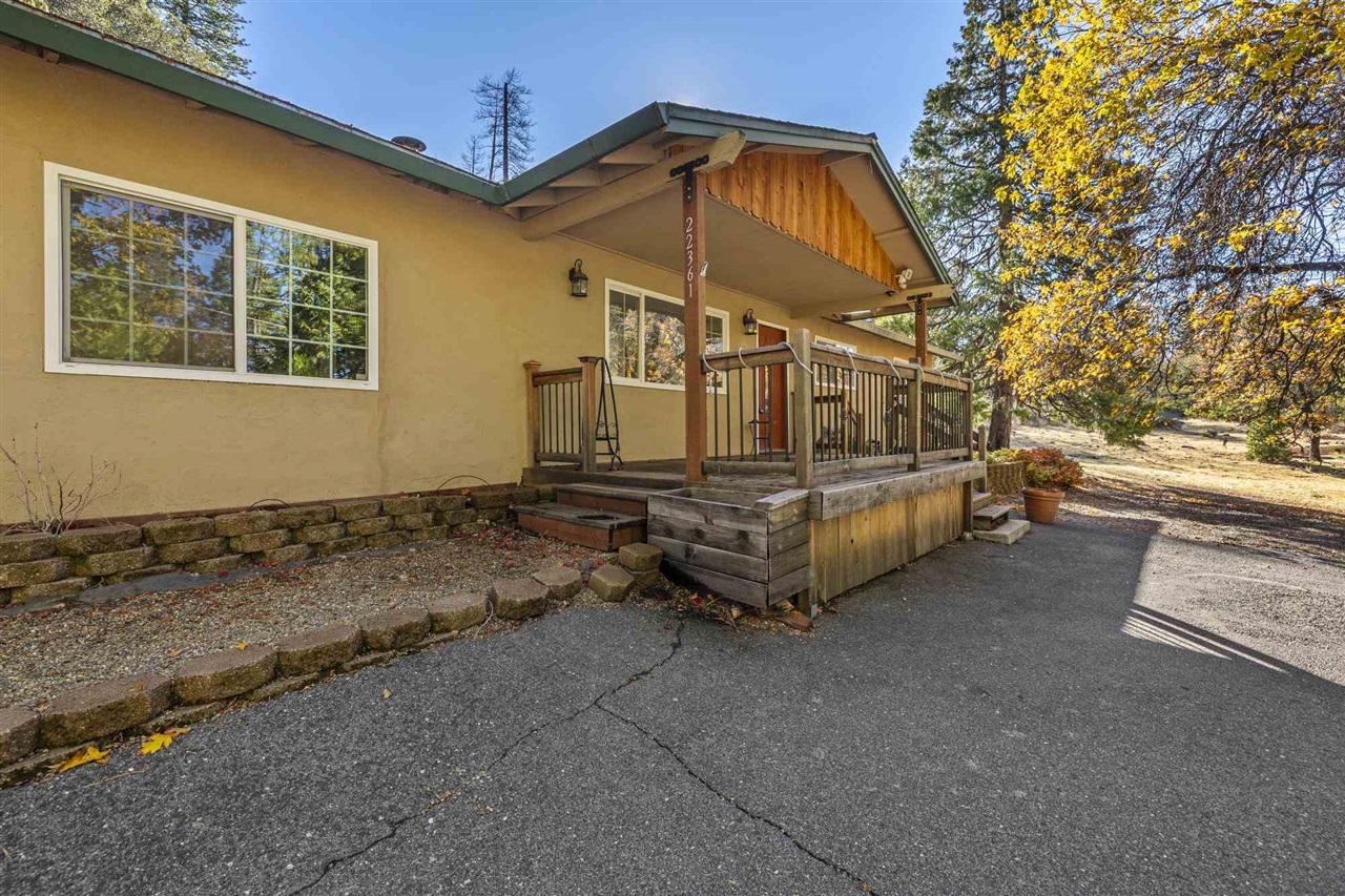 22361 Ridge