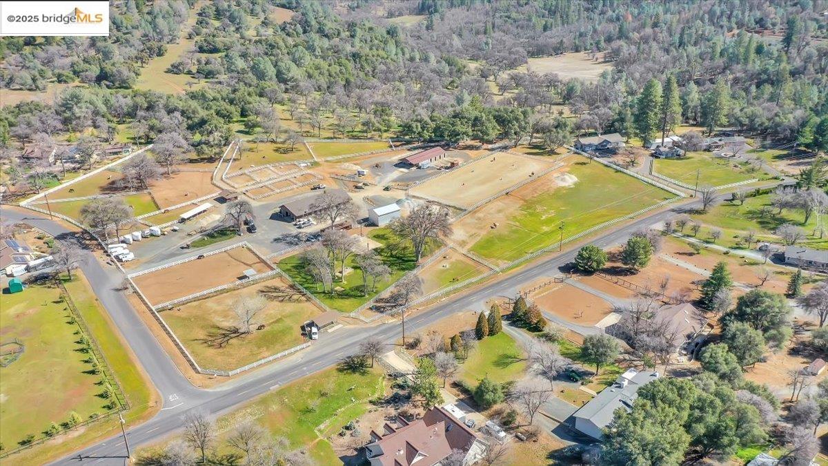 12881 Green Valley Cir