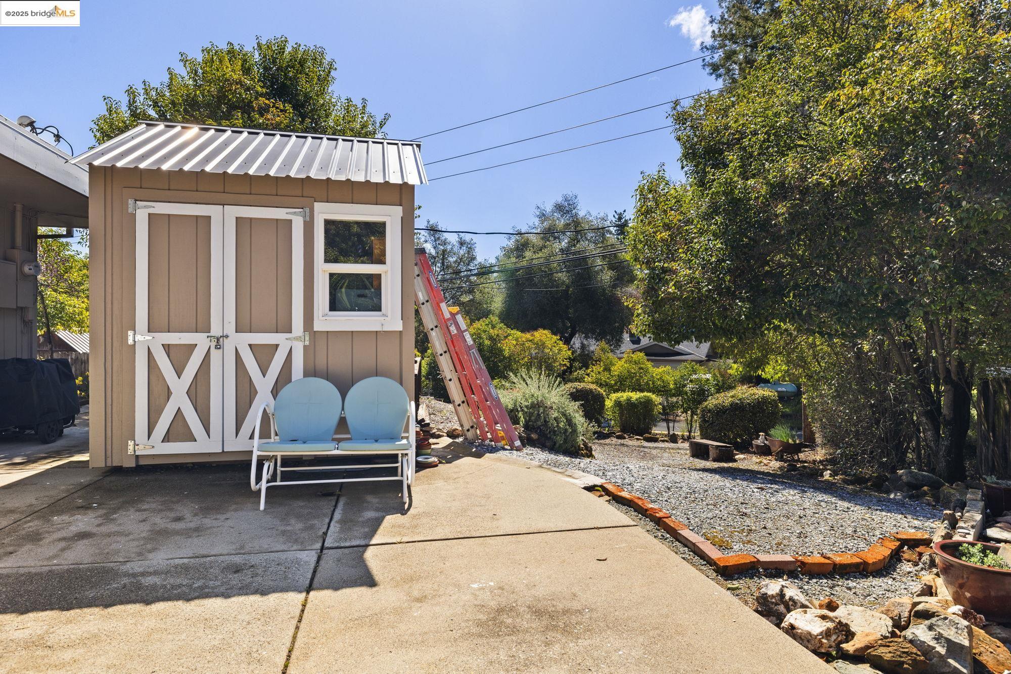 20325 Eureka Dr