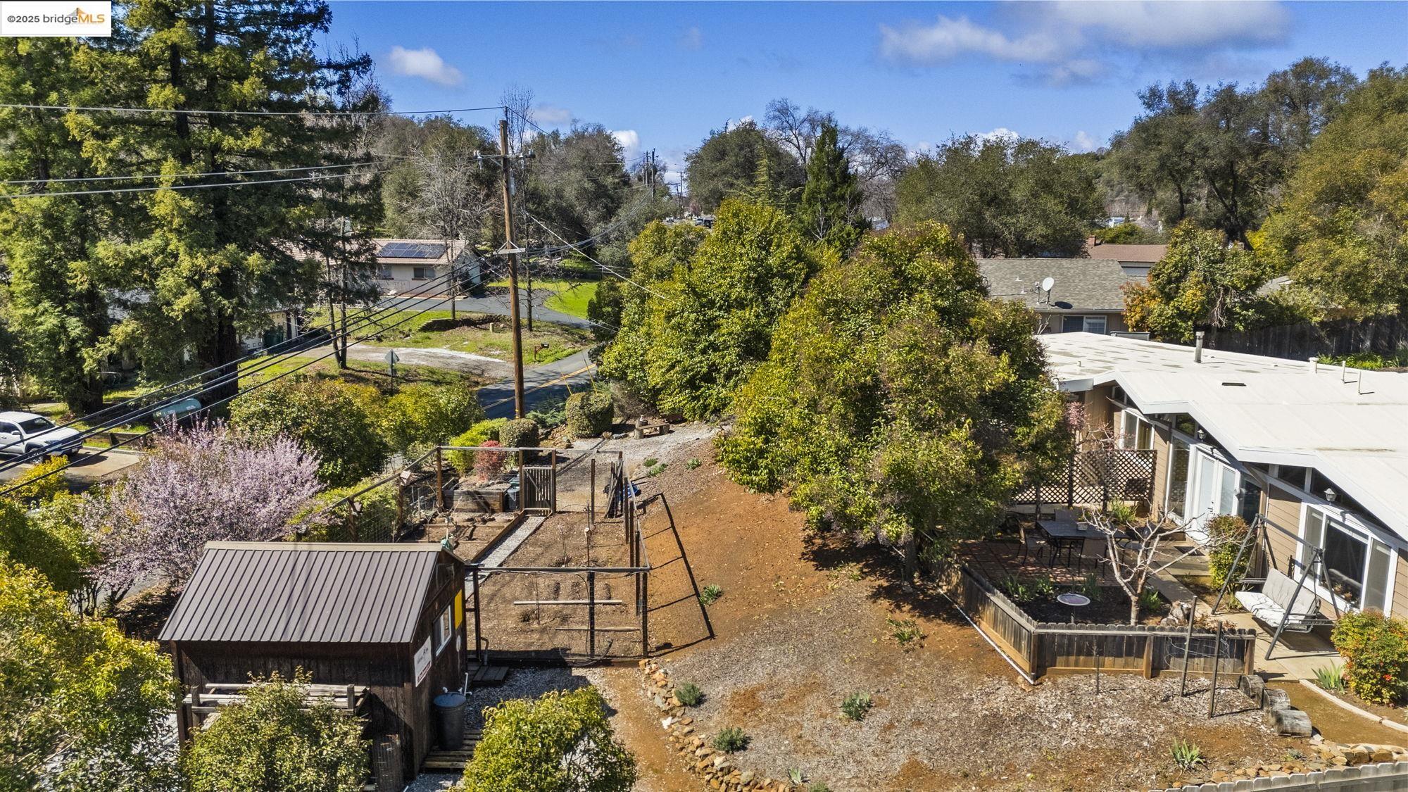 20325 Eureka Dr