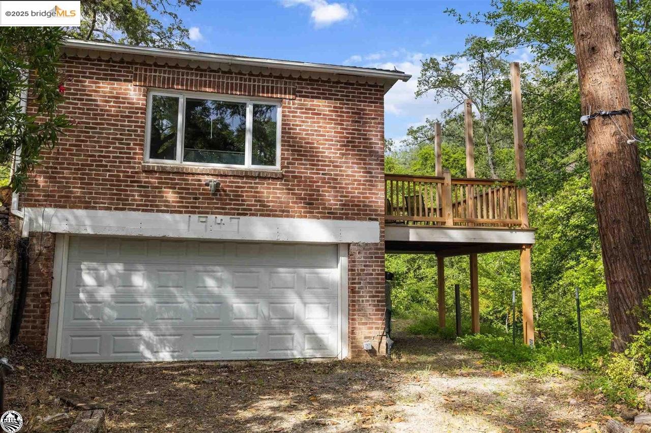 9855 Highway 49