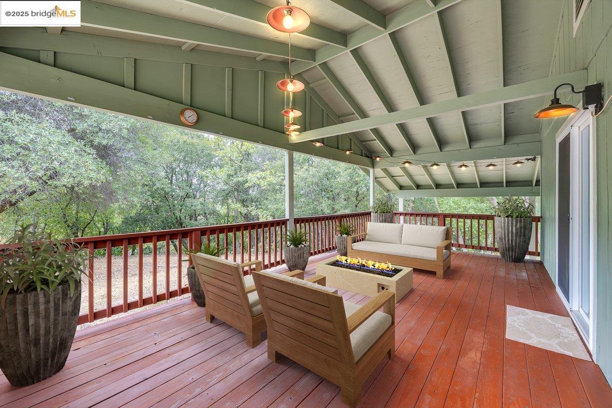 20569 Charlotte Ct