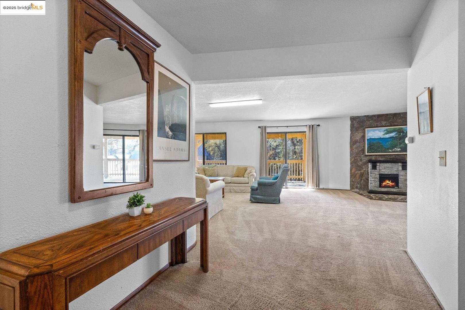 20266 Pine Mountain Dr