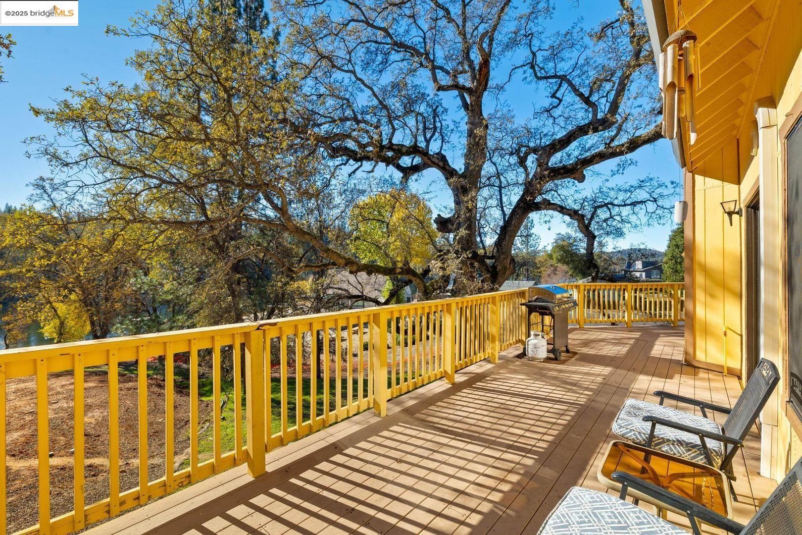 20266 Pine Mountain Dr