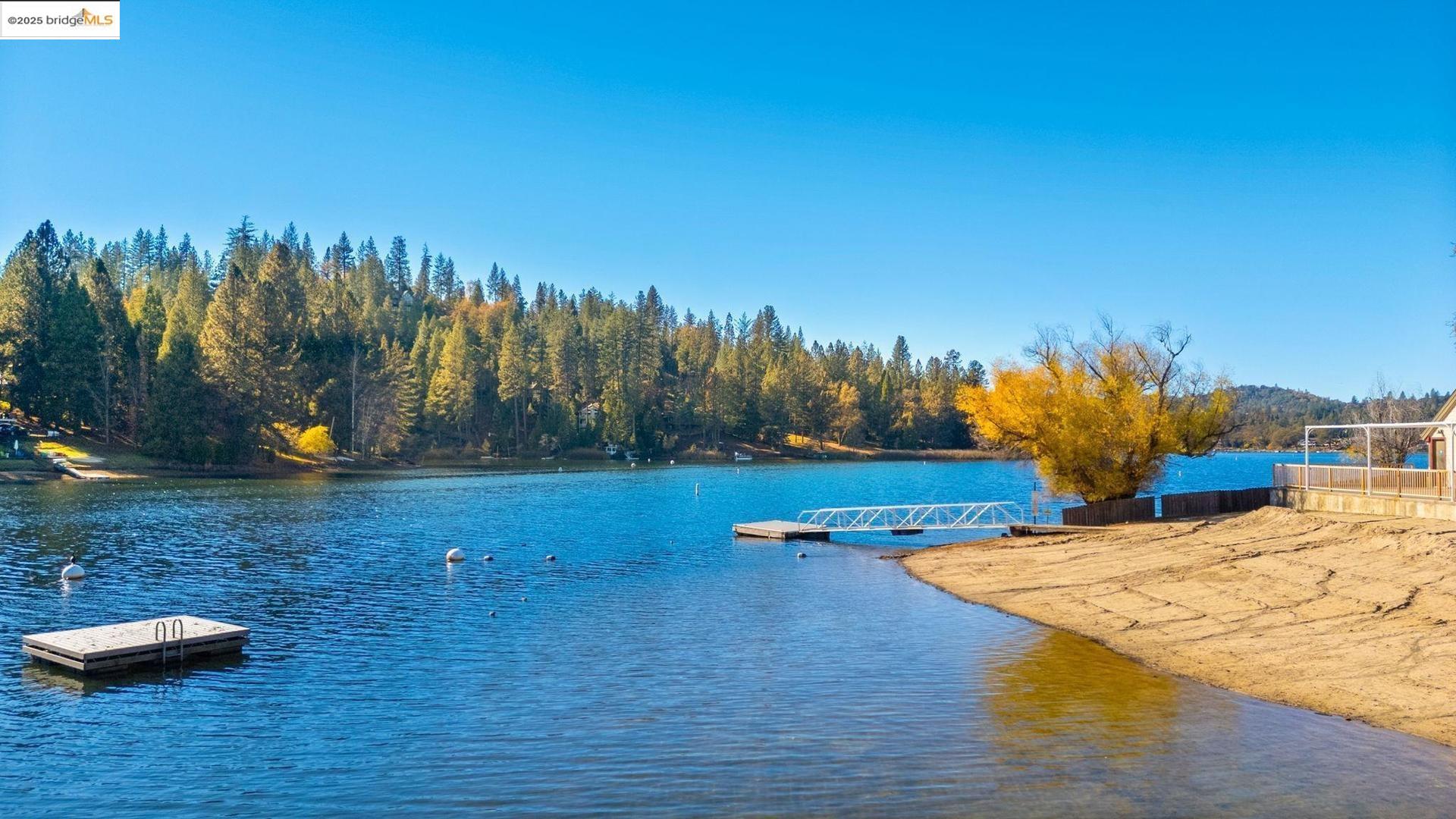 20266 Pine Mountain Dr