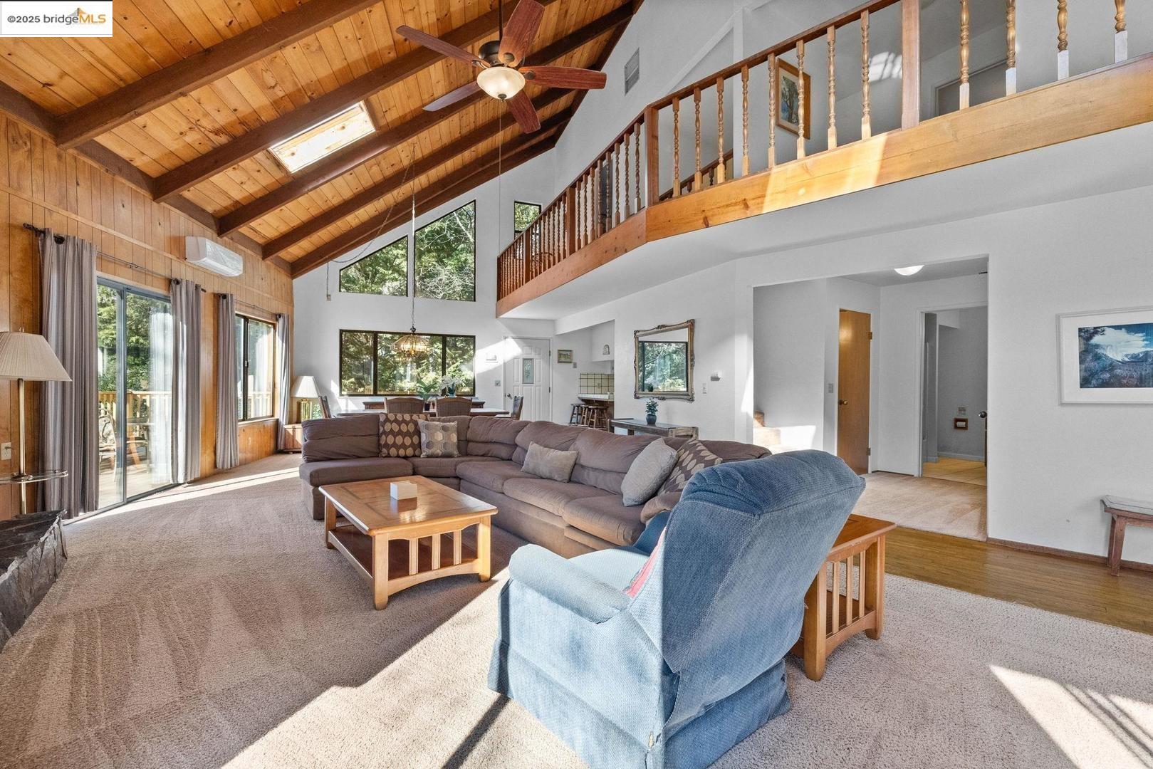 20266 Pine Mountain Dr