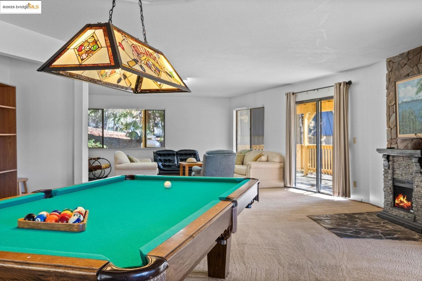 20266 Pine Mountain Dr