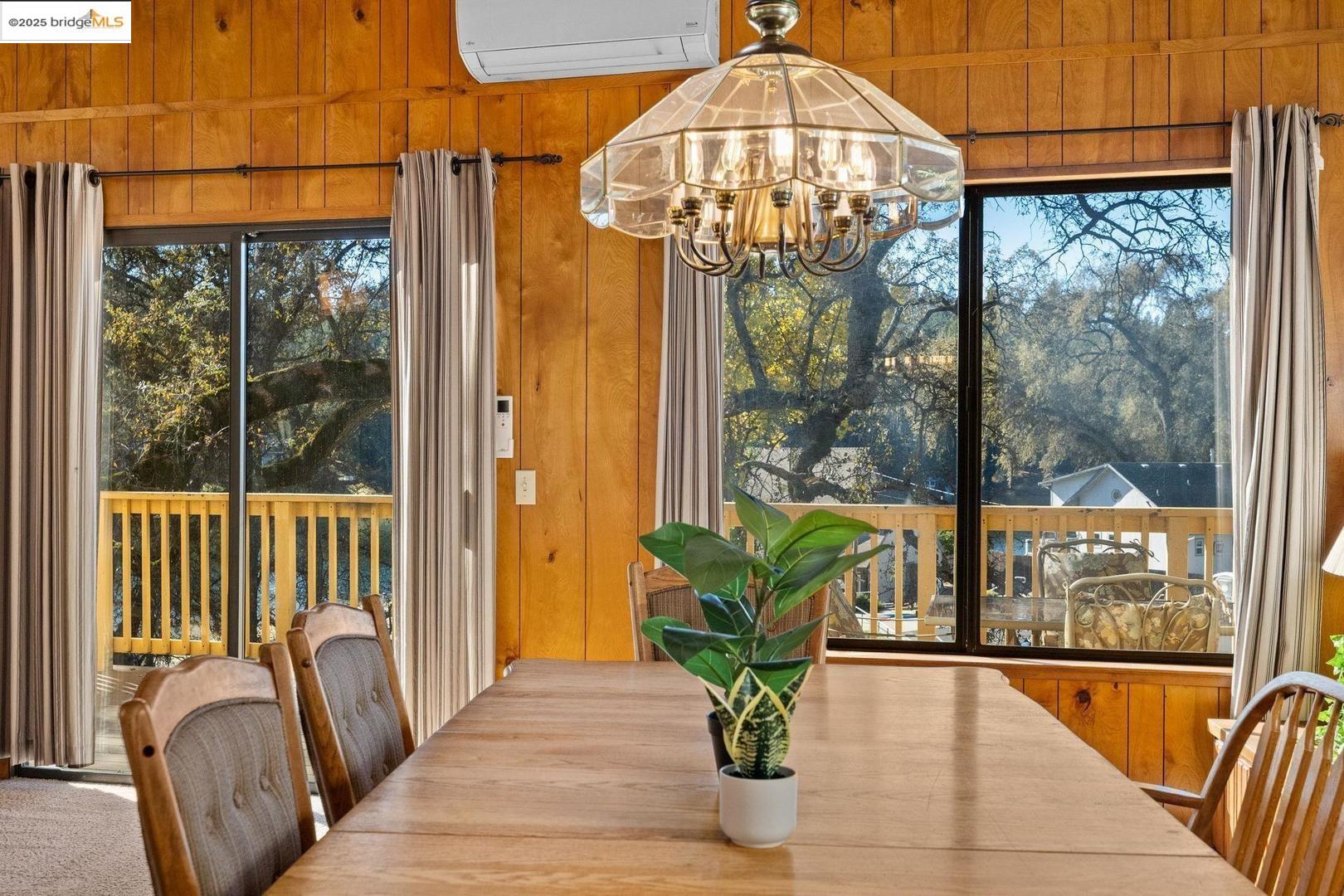 20266 Pine Mountain Dr