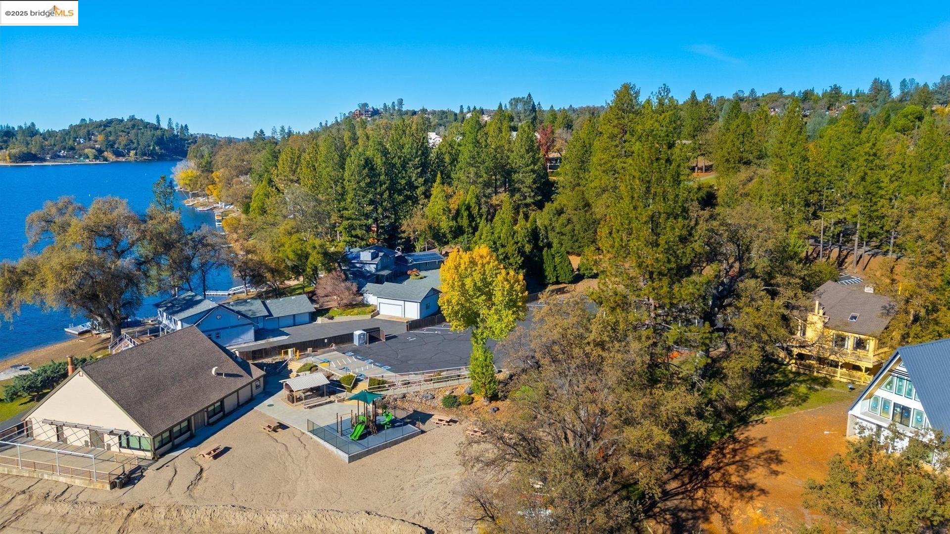 20266 Pine Mountain Dr