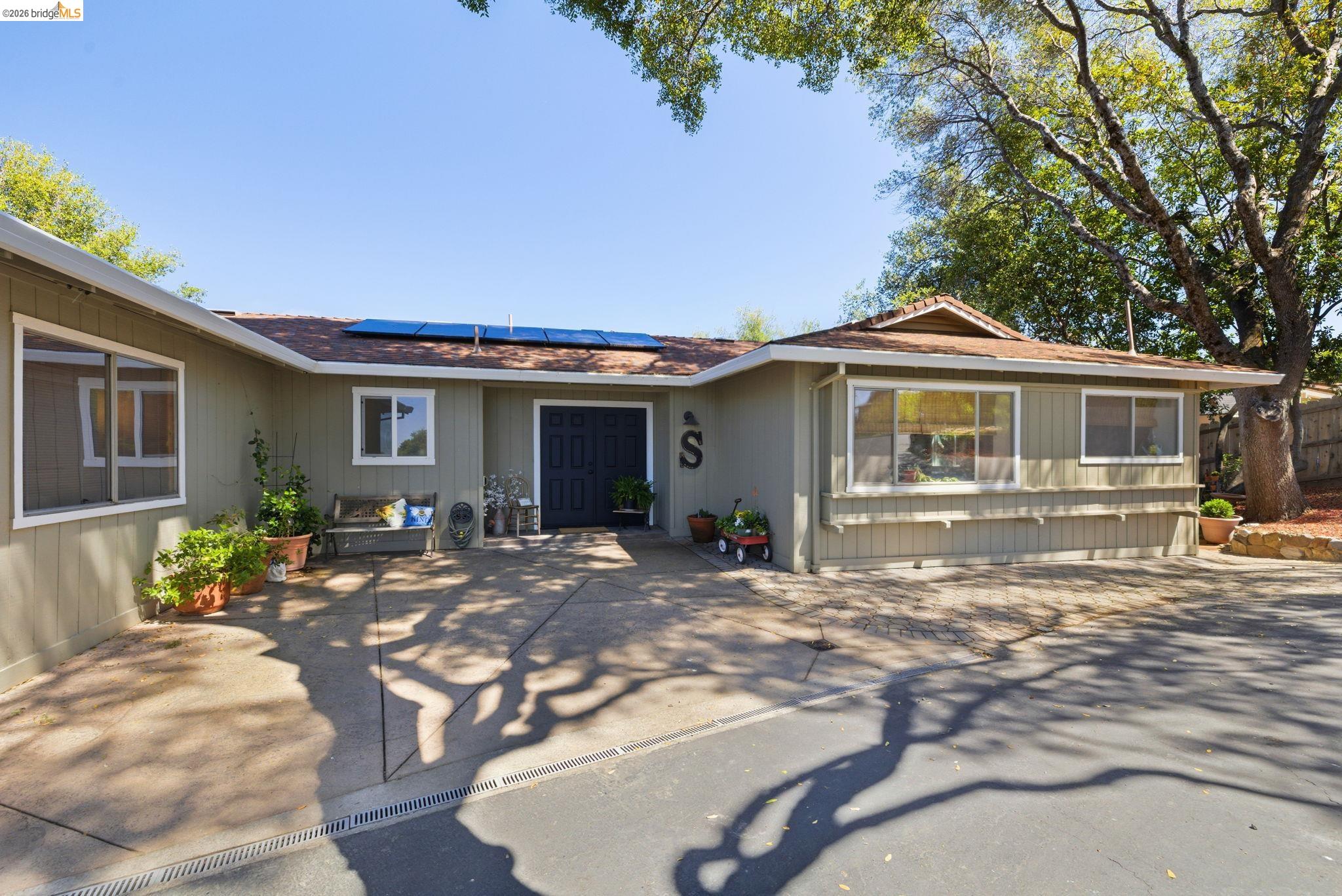 20135 Gibbs Dr