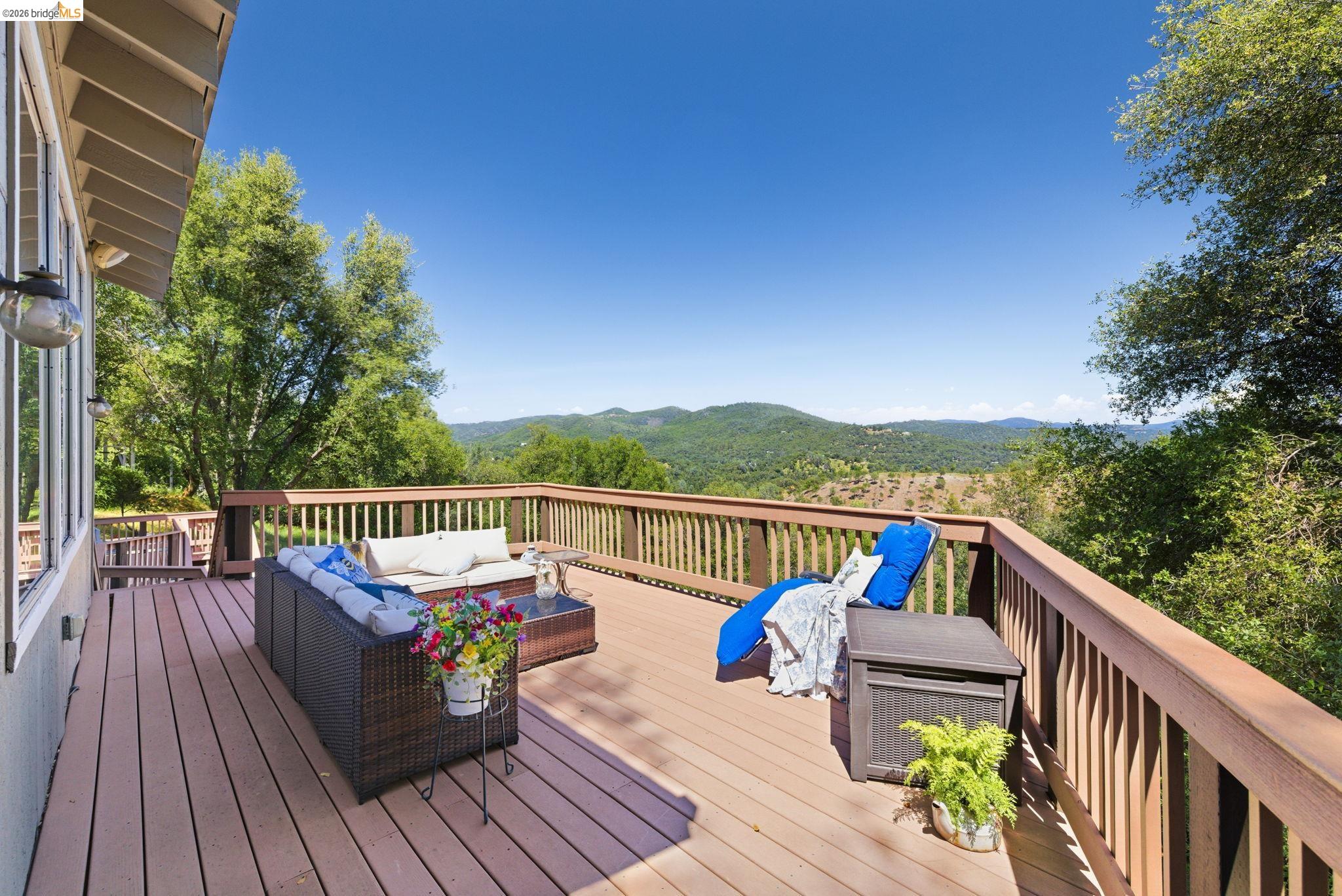 20135 Gibbs Dr
