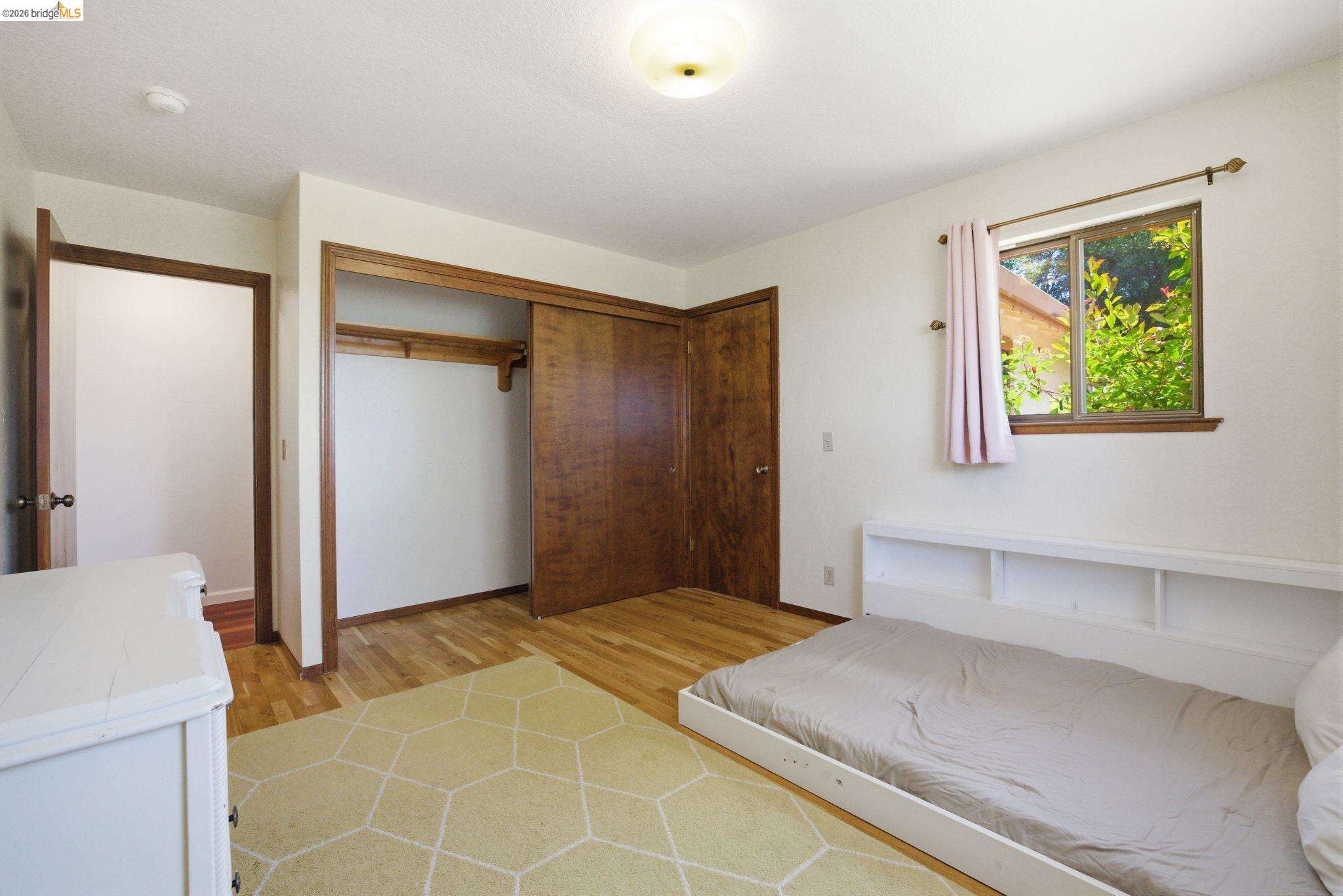 23245 Isabella Ct