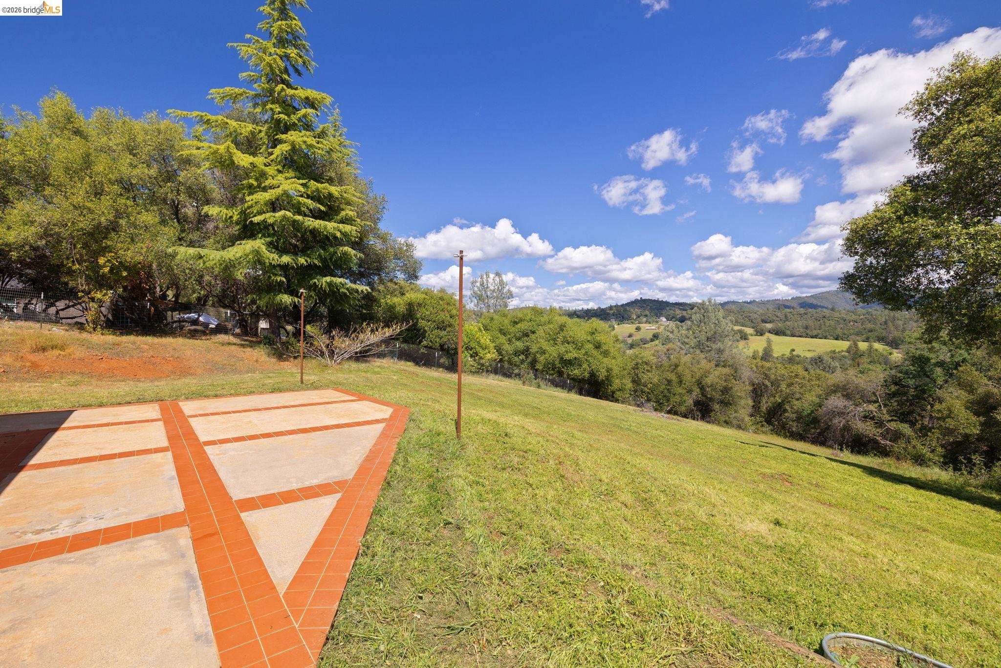 23245 Isabella Ct