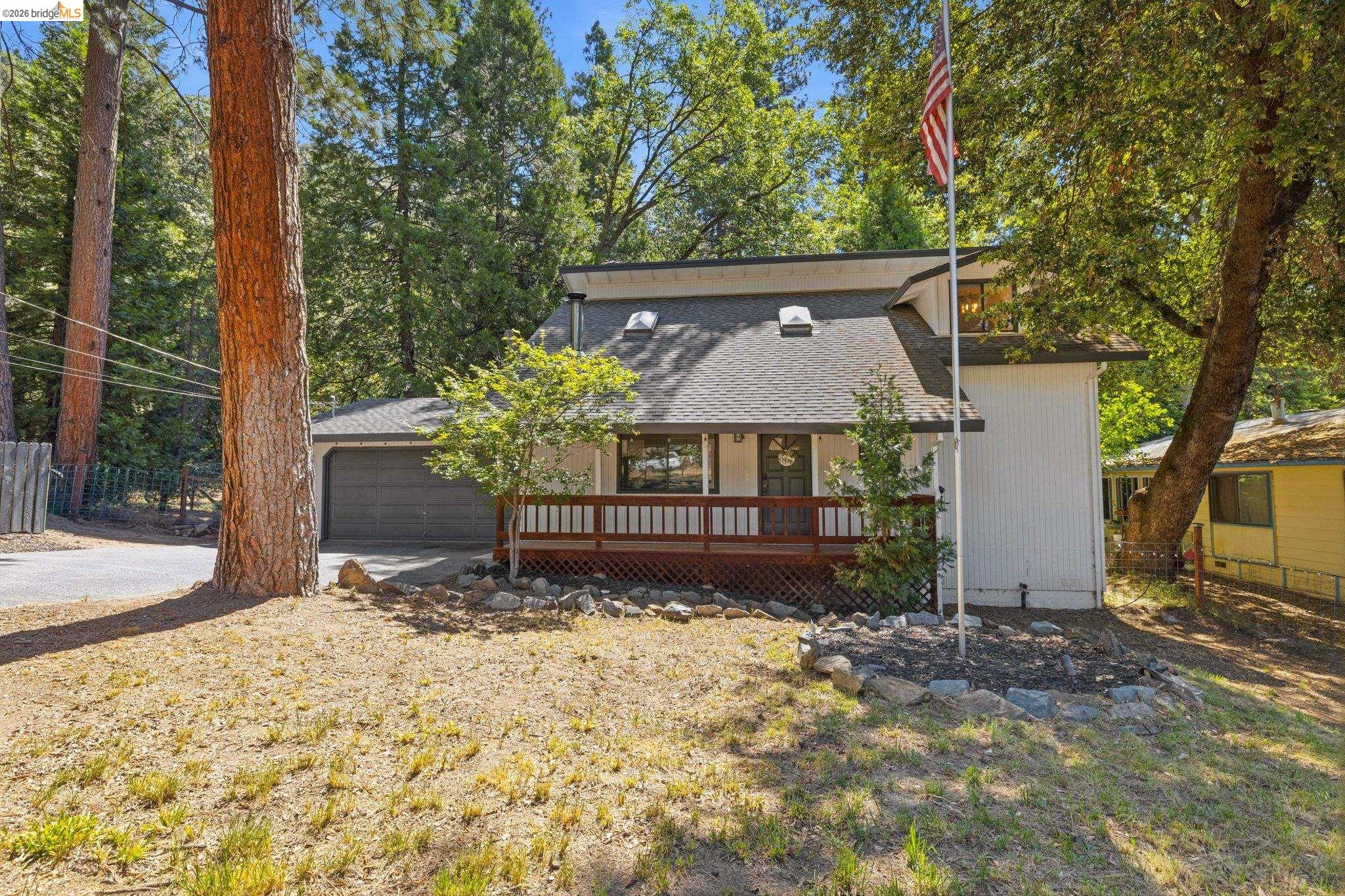 22255 W Crystal Falls Ct