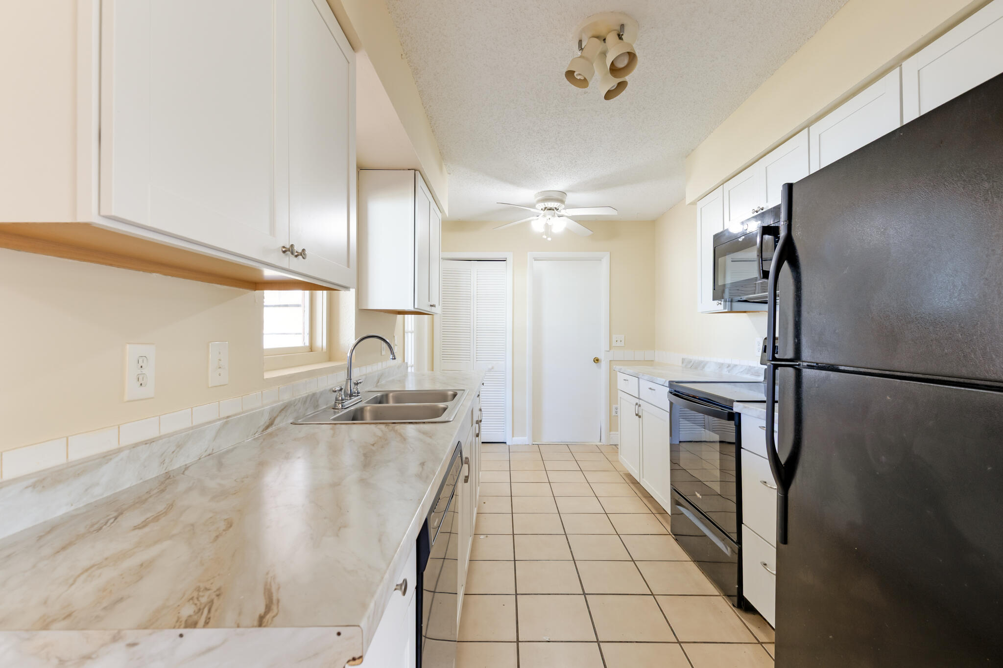 1107 SW Ithaca Street, Port St. Lucie