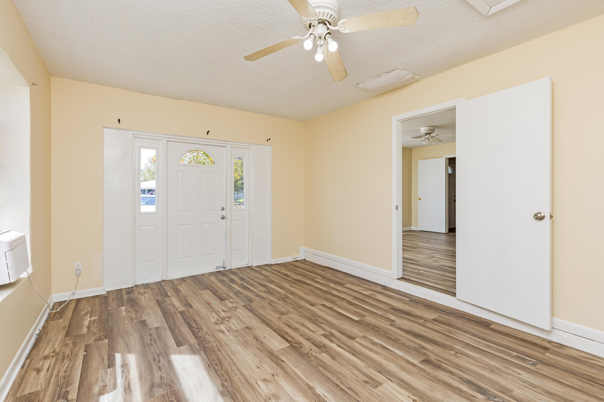 1107 SW Ithaca Street, Port St. Lucie